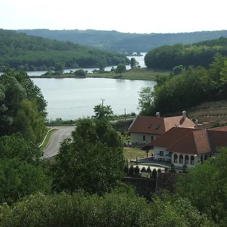 Vendégház Trófea - étterem és Szálka